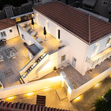 Lumiere Spetses Hotel Buitenkant foto