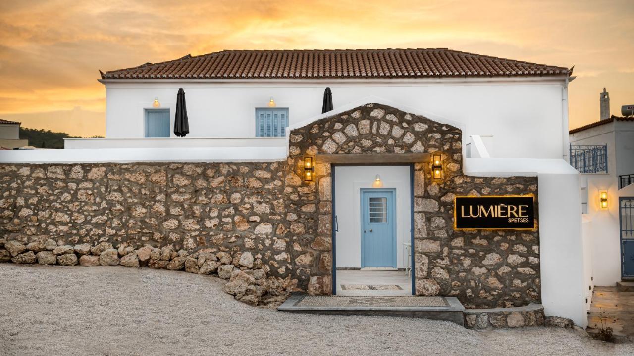 Lumiere Spetses Hotel Buitenkant foto
