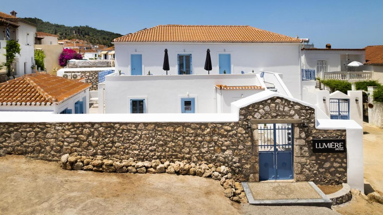 Lumiere Spetses Hotel Buitenkant foto
