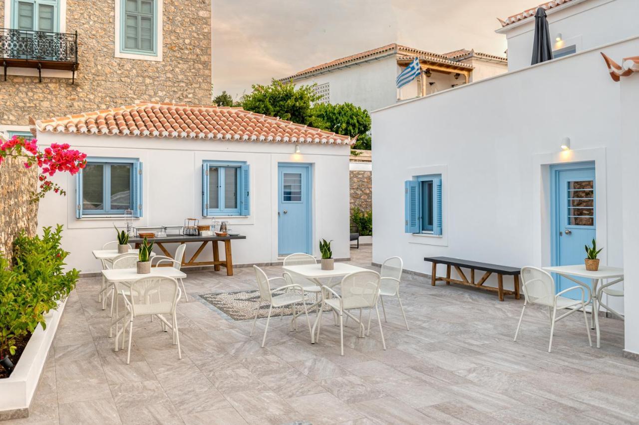 Lumiere Spetses Hotel Buitenkant foto
