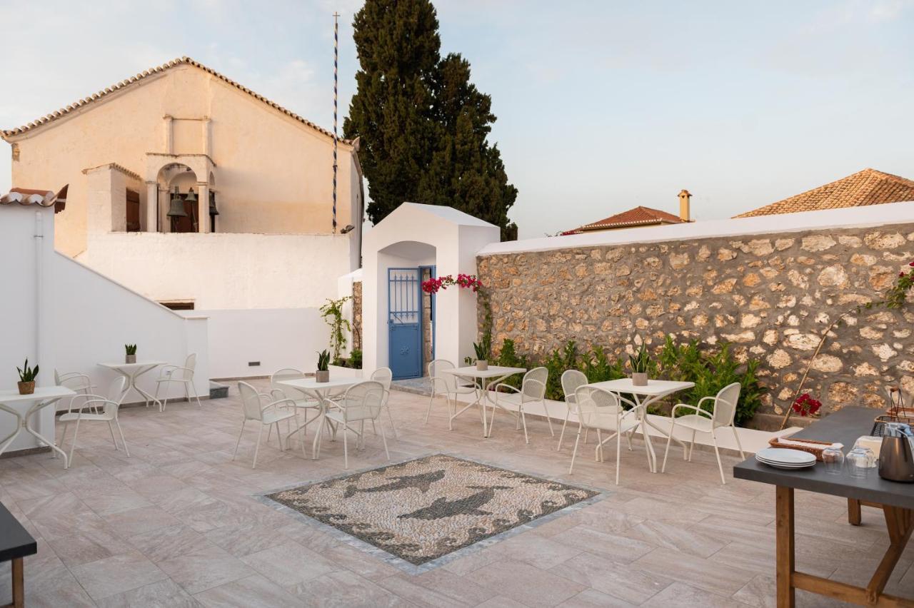 Lumiere Spetses Hotel Buitenkant foto
