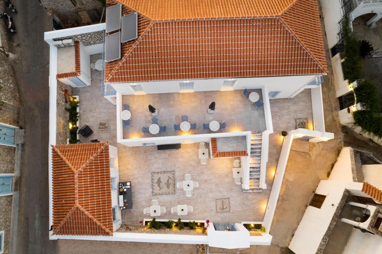 Lumiere Spetses Hotel Buitenkant foto