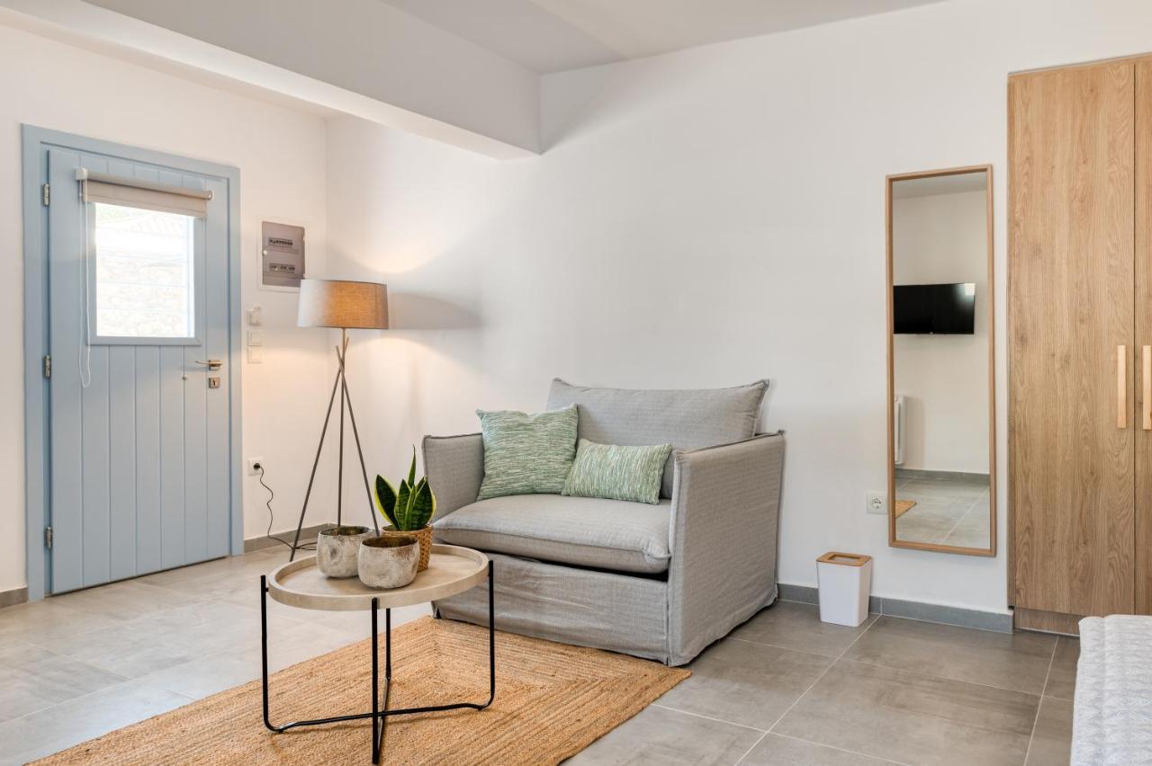 Lumiere Spetses Hotel Buitenkant foto