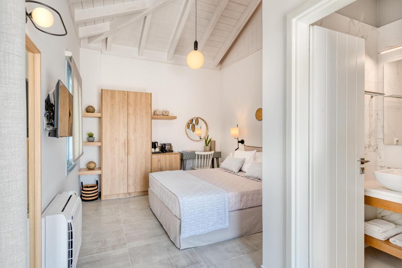 Lumiere Spetses Hotel Buitenkant foto