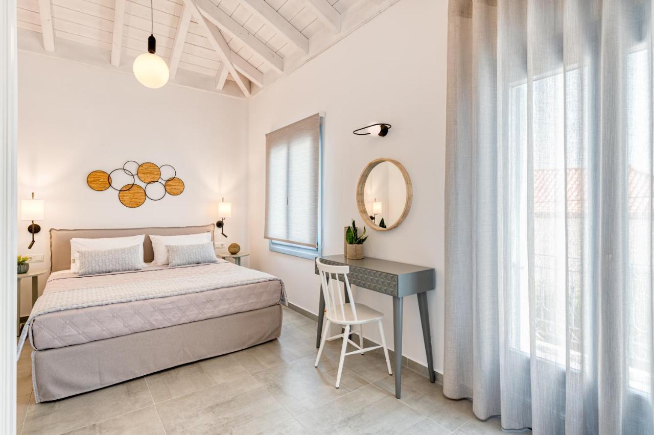 Lumiere Spetses Hotel Buitenkant foto