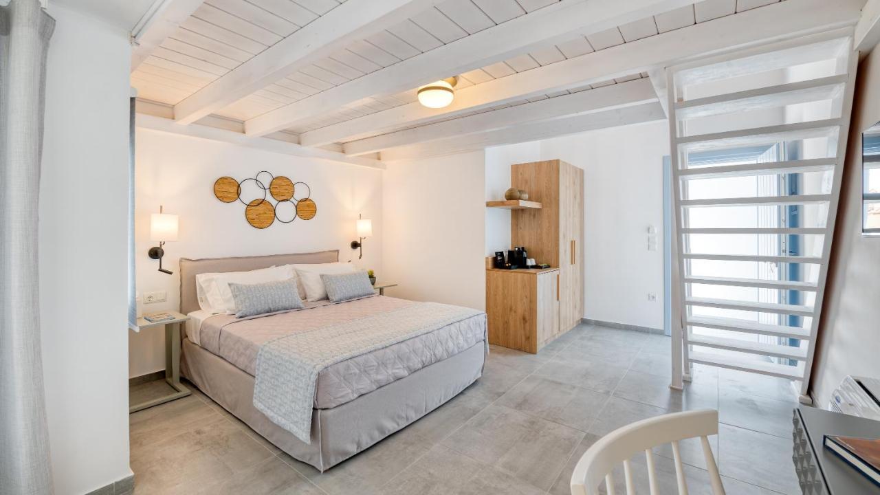 Lumiere Spetses Hotel Buitenkant foto